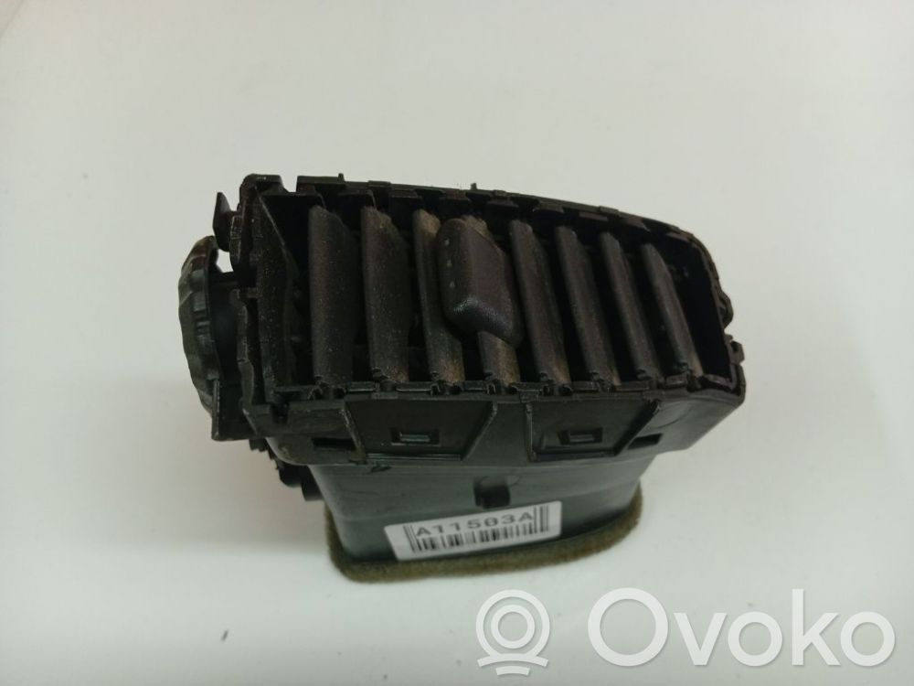 Nissan Micra Rejilla de ventilación central del panel 