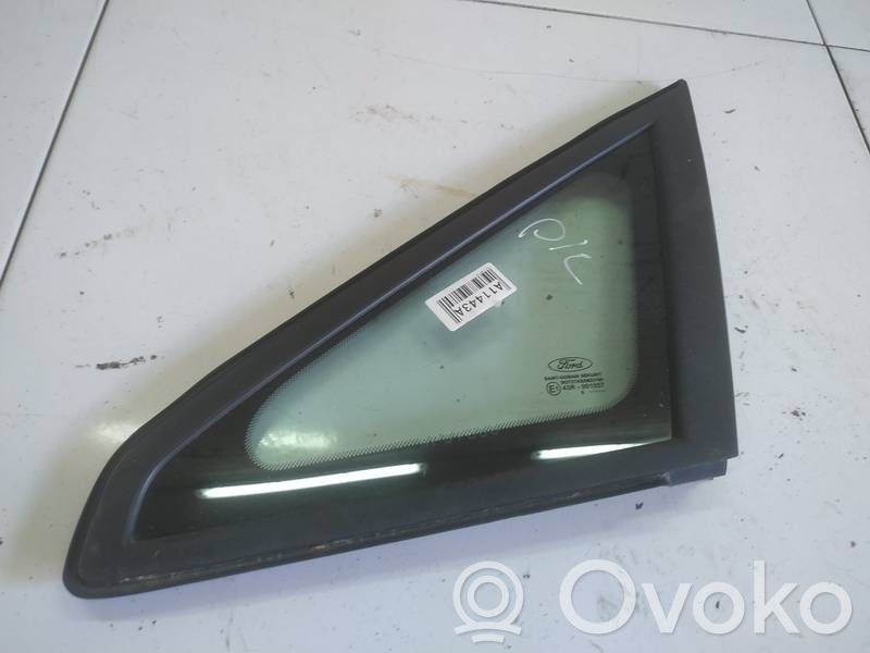 Ford Focus C-MAX Geam triunghi față 