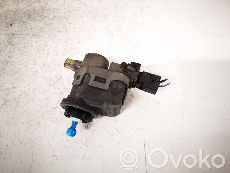 Nissan Primera Motorino di regolazione assetto fari 