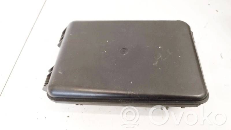 Volkswagen PASSAT B5 Altra parte esteriore 