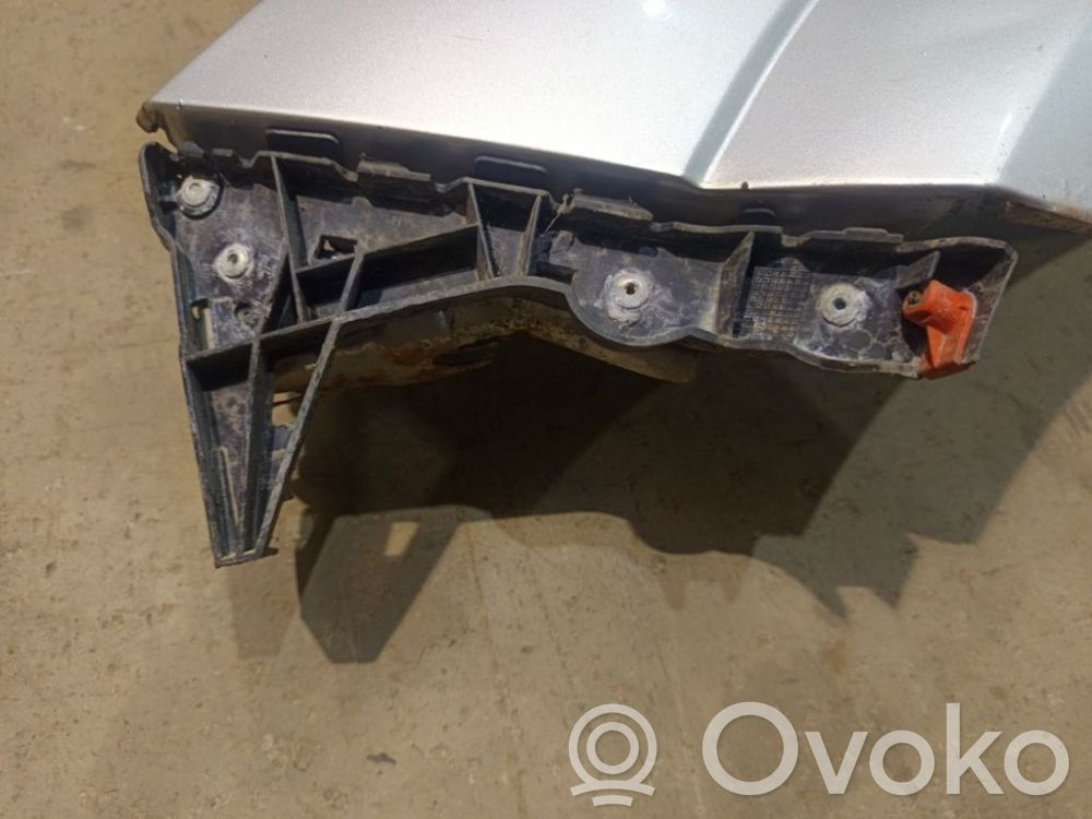 Opel Astra H Staffa di rinforzo montaggio del paraurti anteriore 