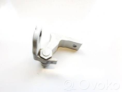 Volvo V40 Bisagra inferior de la puerta trasera 