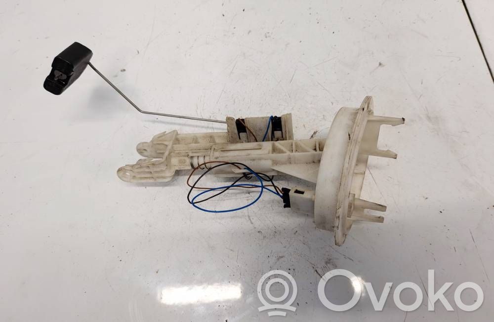 Volkswagen PASSAT B8 Sensor de nivel de combustible 