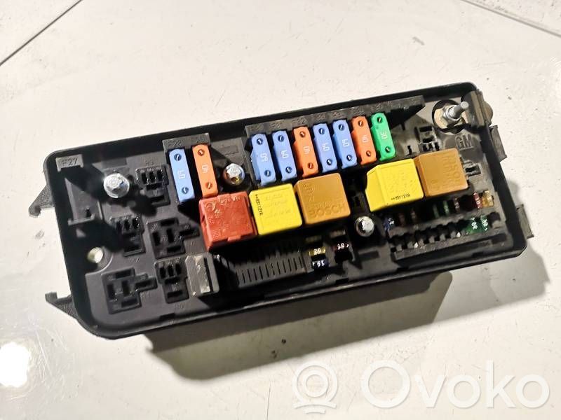 Opel Signum Sicherungskasten komplett 