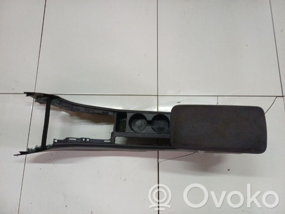 Toyota Corolla E120 E130 Consola central 