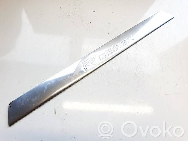 Volvo V40 Capac prag față 