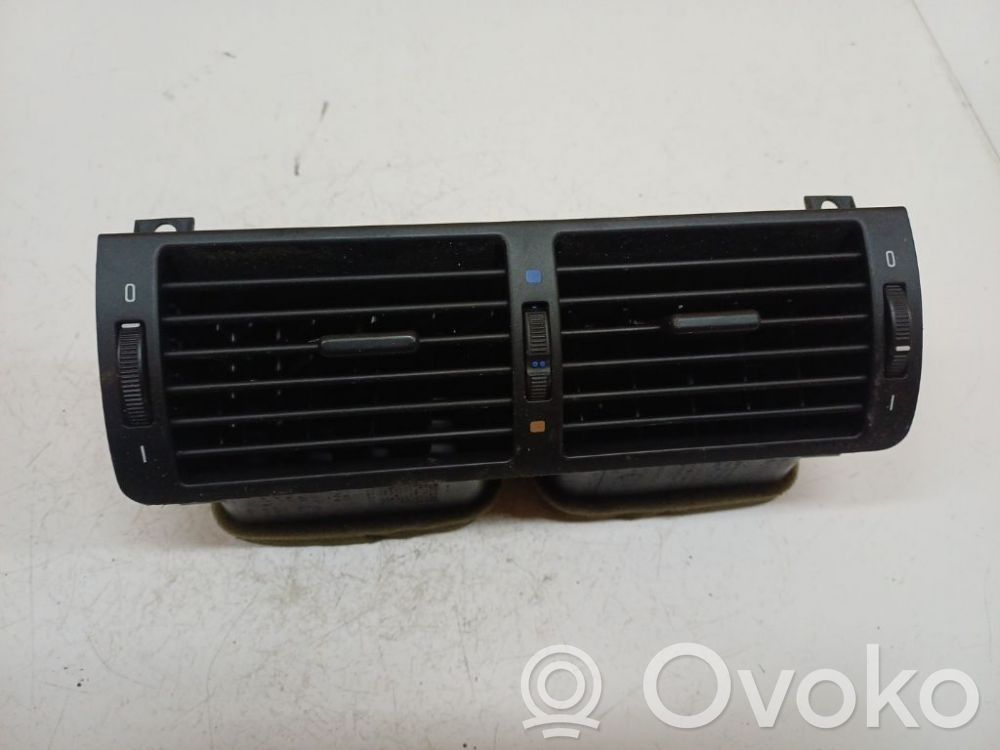 BMW 3 E46 Grille d'aération centrale 