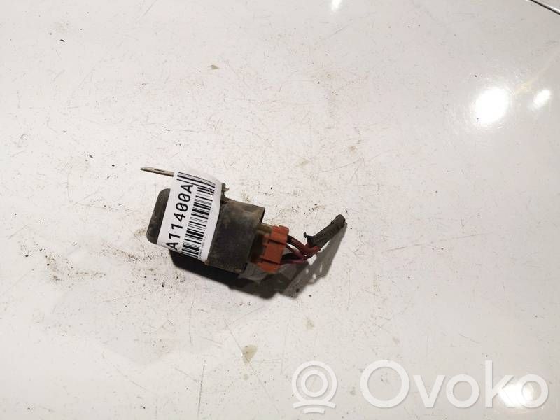 KIA Cerato Polttoainehanakytkin 