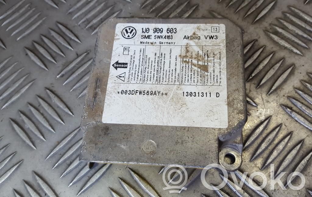 Volkswagen Transporter - Caravelle T4 Centralina/modulo airbag 