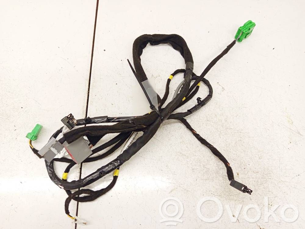 Otros cableados   31334079AE,31334079AE
