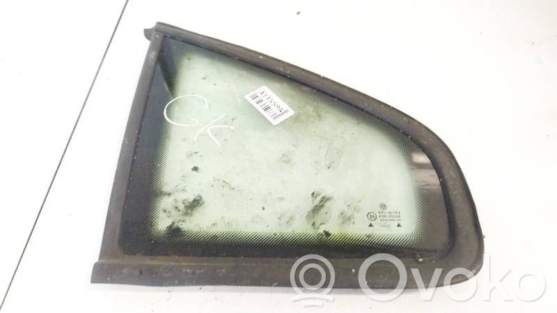Volkswagen PASSAT B5 Geam lateral spate 
