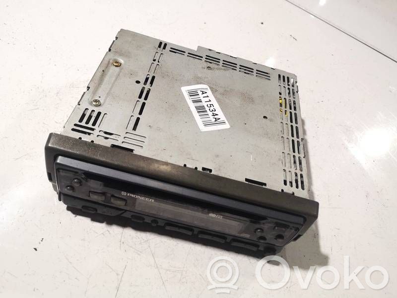 Radio / CD-Player / DVD-Player / Navigation   977729,977729