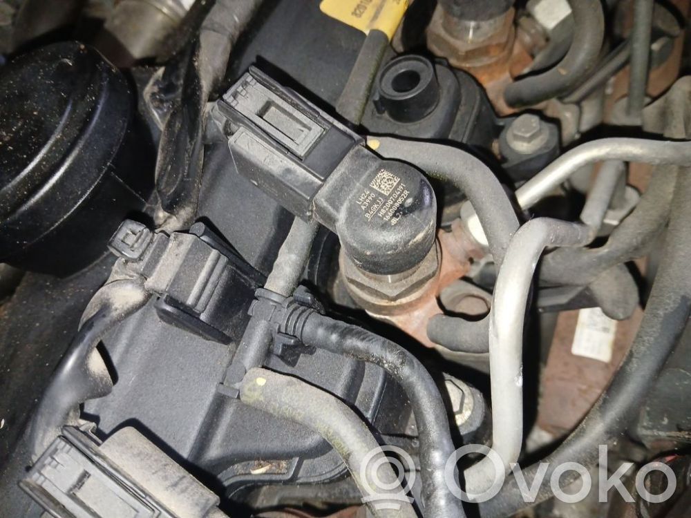 Nissan Juke I F15 Injector combustibil 