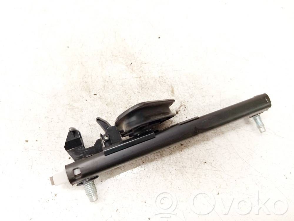 Opel Astra H Sicherheitsgurt-Einstellschiene 