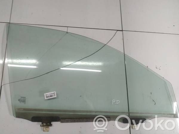Toyota Corolla E120 E130 Vetro del finestrino della portiera anteriore - quattro porte 