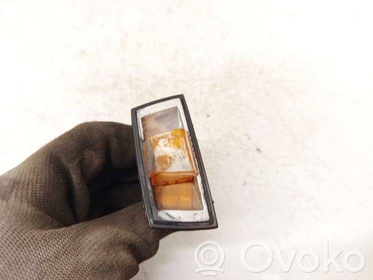 Opel Astra H Semnalizator bară față 