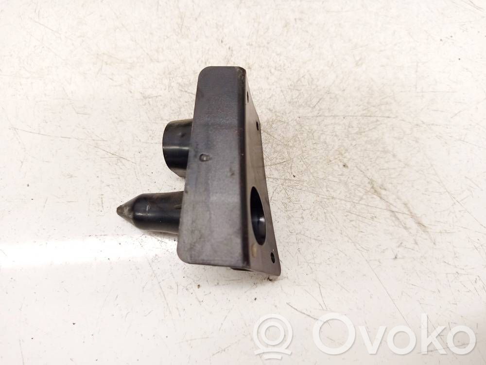 Opel Astra H Inne części karoserii 
