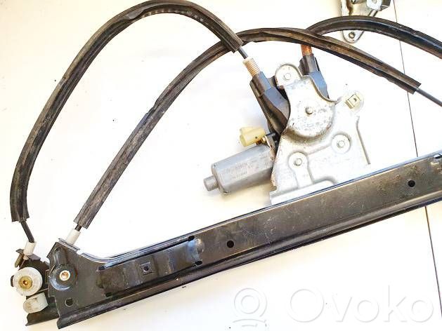 Mécanisme de lève-vitre avec moteur