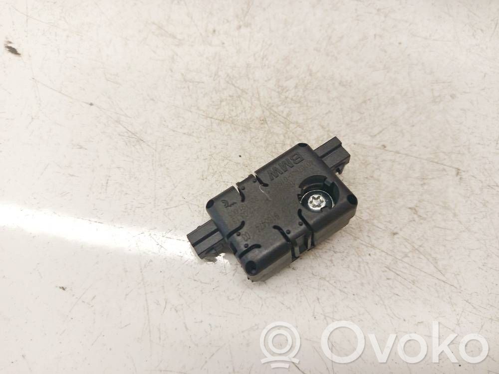 BMW 5 F10 F11 Unitate control antenă 