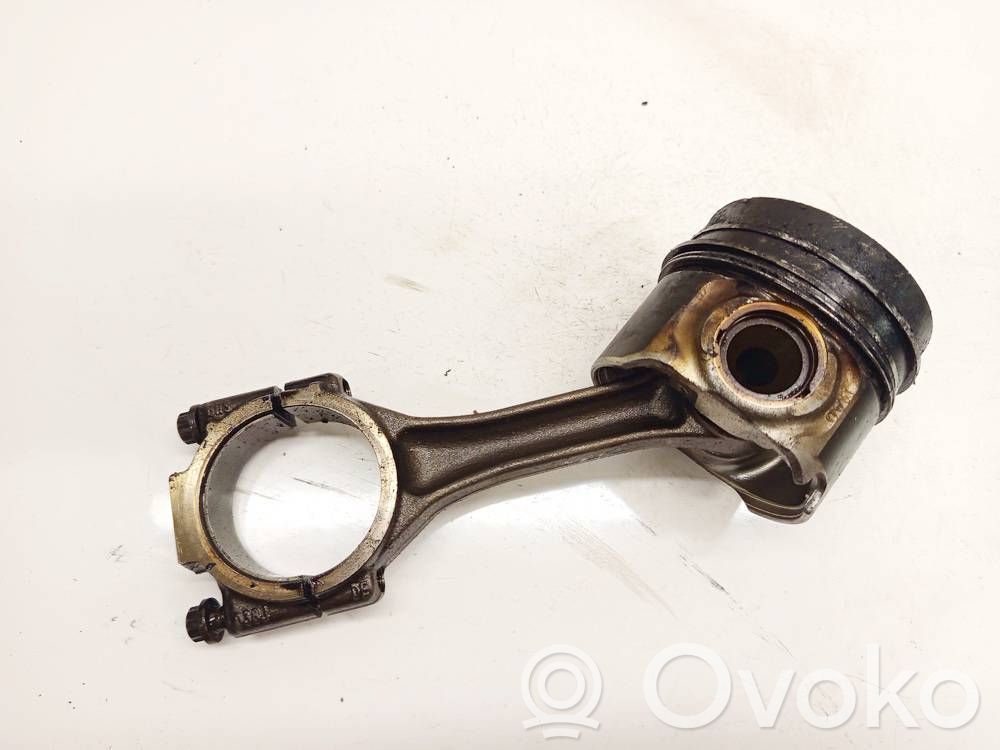 Volkswagen Crafter Piston cu bielă 