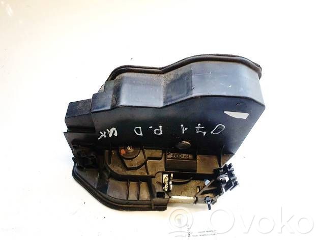 BMW 5 F10 F11 Serratura portiera anteriore 