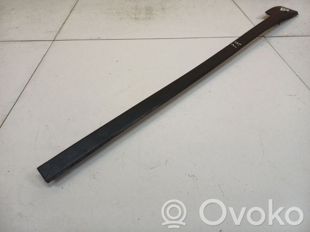 Windshield trim   05182561,05182561,05182561