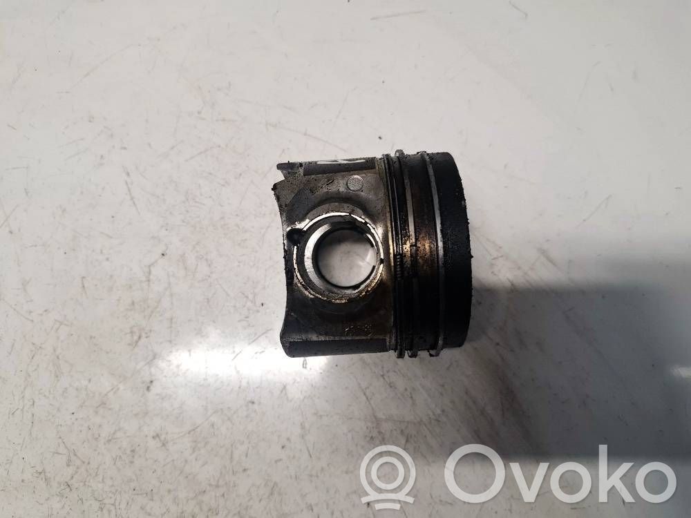 Audi Q7 4L Piston 