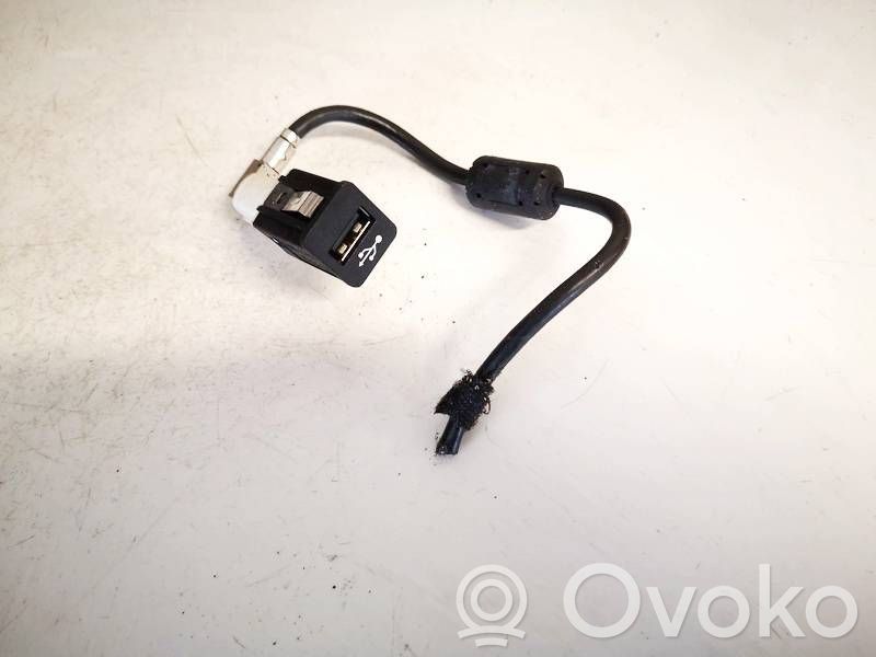 BMW 5 GT F07 Connecteur/prise USB 