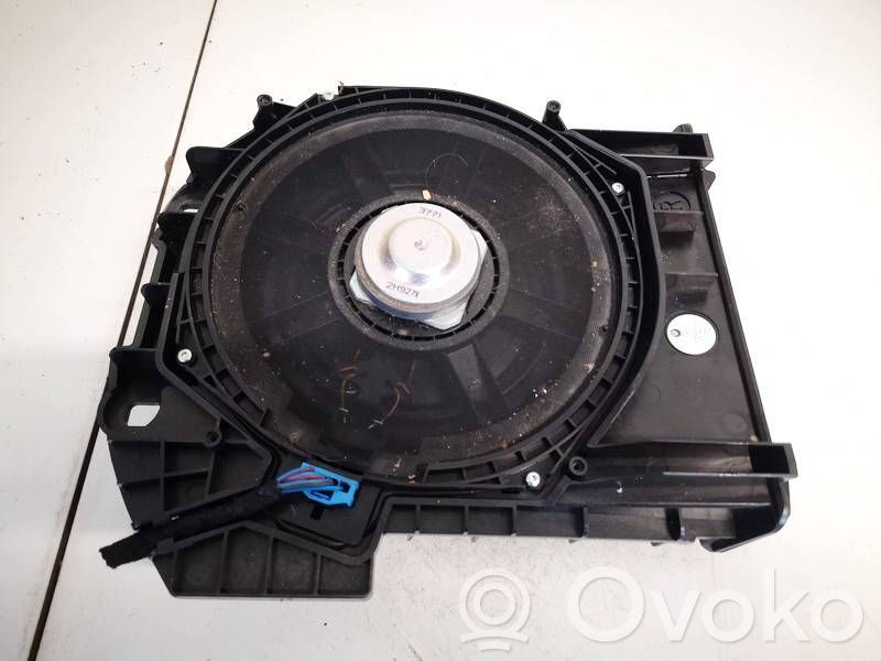 BMW 5 GT F07 Enceinte subwoofer