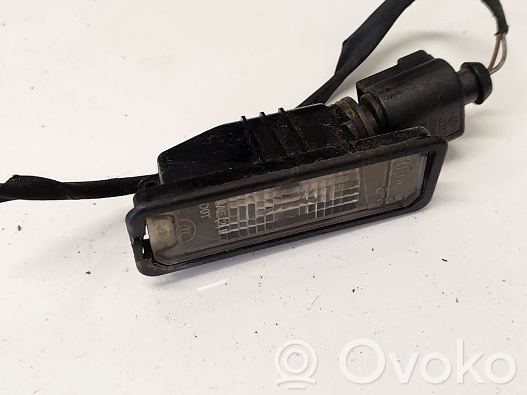 Luce targa   1K8943021,1K8943021