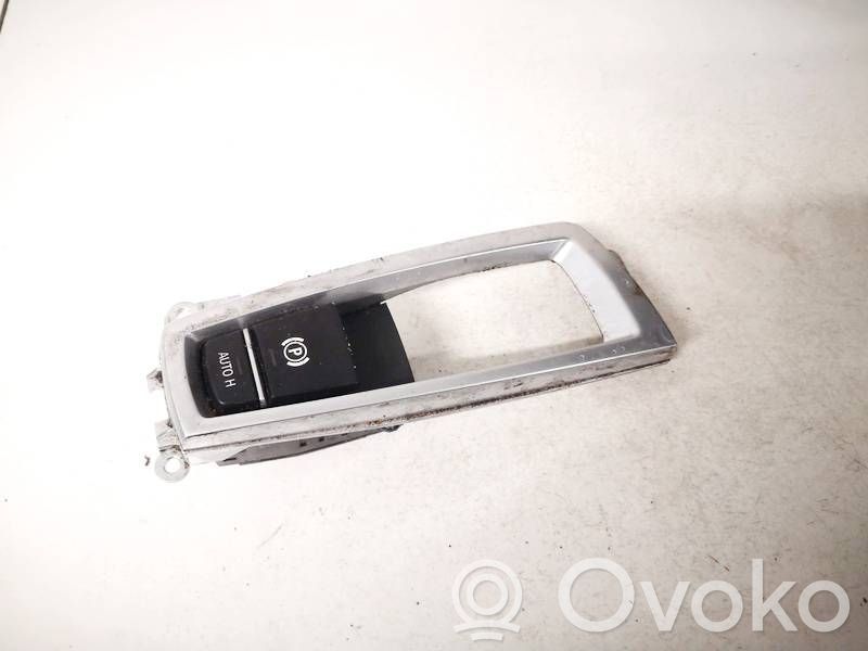 BMW 5 F10 F11 Interrupteur, commande de frein de stationnement 