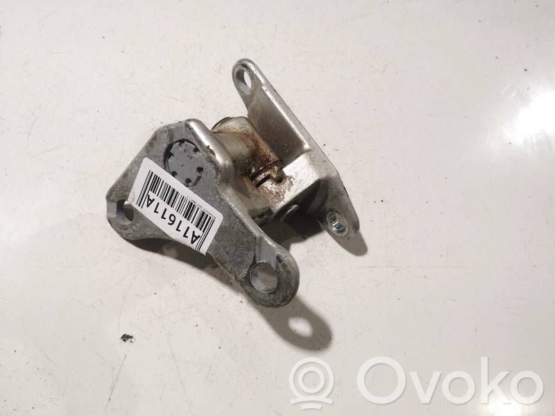 Mitsubishi Colt Balama inferioară ușă spate 