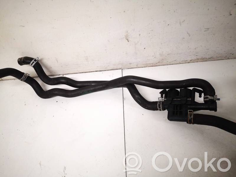BMW 5 F10 F11 Tubo flessibile del liquido di raffreddamento del motore 