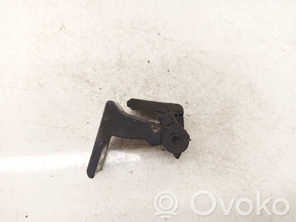 Audi A4 S4 B8 8K Cerniera inferiore della portiera posteriore 