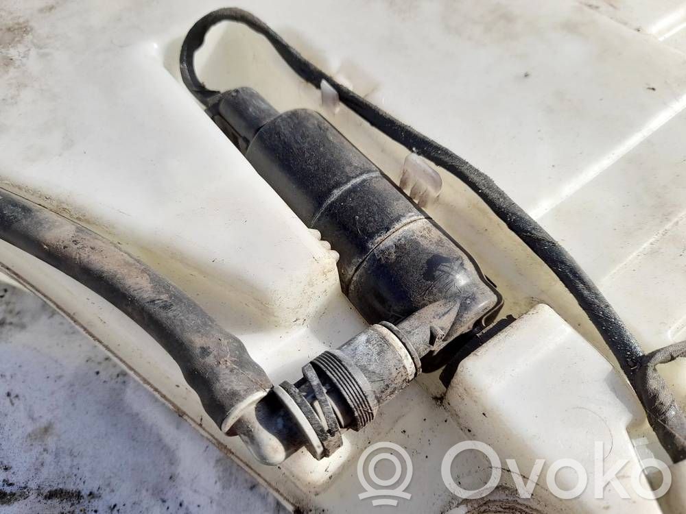 BMW 5 F10 F11 Bomba del líquido limpiaparabrisas luna delantera 
