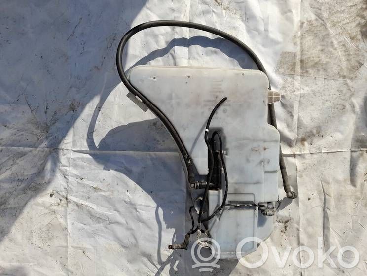 BMW 5 F10 F11 Réservoir de liquide lave-glace