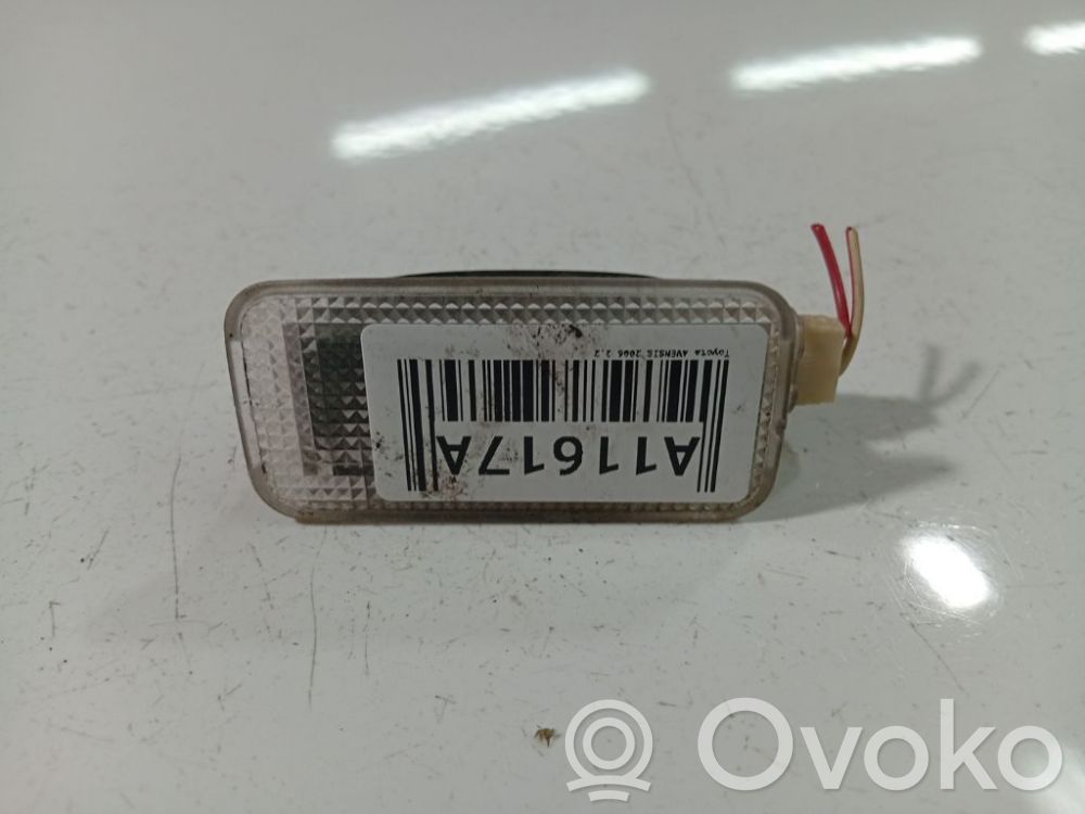 Toyota Avensis T250 Alte lămpi de interior 