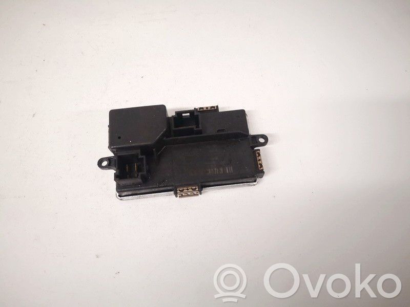 BMW 5 F10 F11 Motor aerotermă/rezistor ventilator 