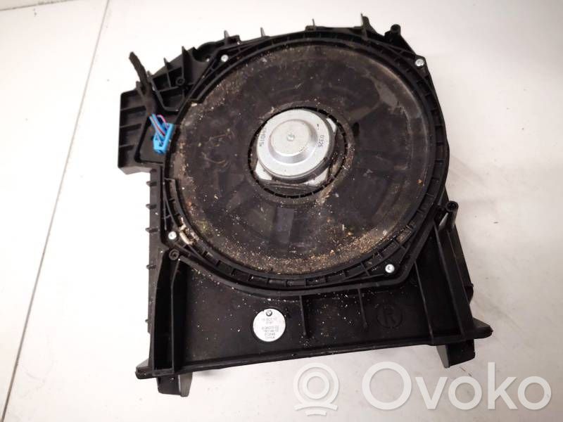 BMW 5 GT F07 Subwoofer 