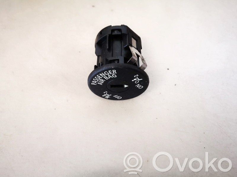 BMW 5 F10 F11 Comutator pornit/oprit airbag pasager 