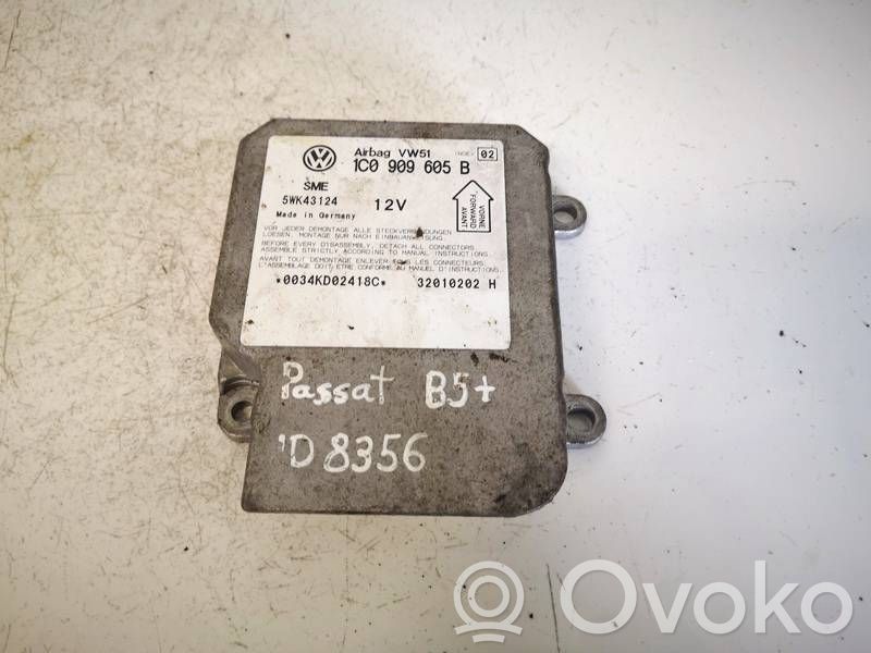 Volkswagen PASSAT B5.5 Centralina/modulo airbag