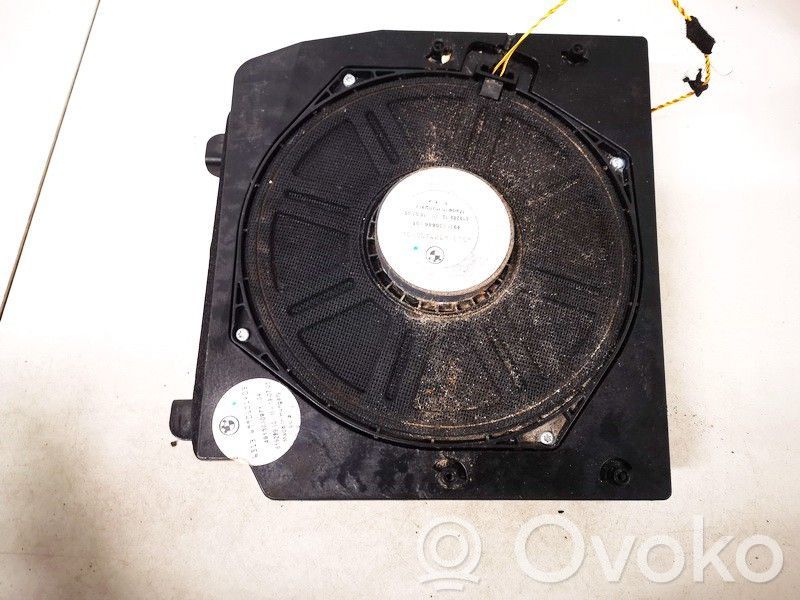 BMW 5 GT F07 Subwoofer