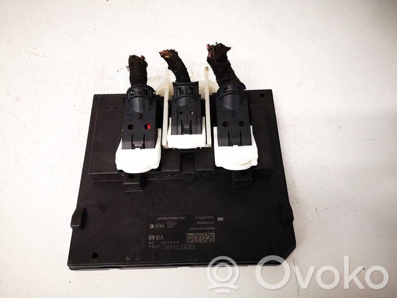 Mukavuusmoduuli   5Q0937084AC,5Q0937084AC,5WK50791E