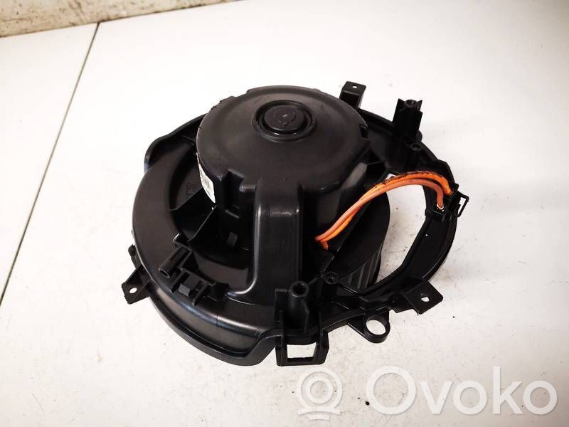 Heizungslüfter   5Q2819021B,1T1018603JH,5Q2819021B