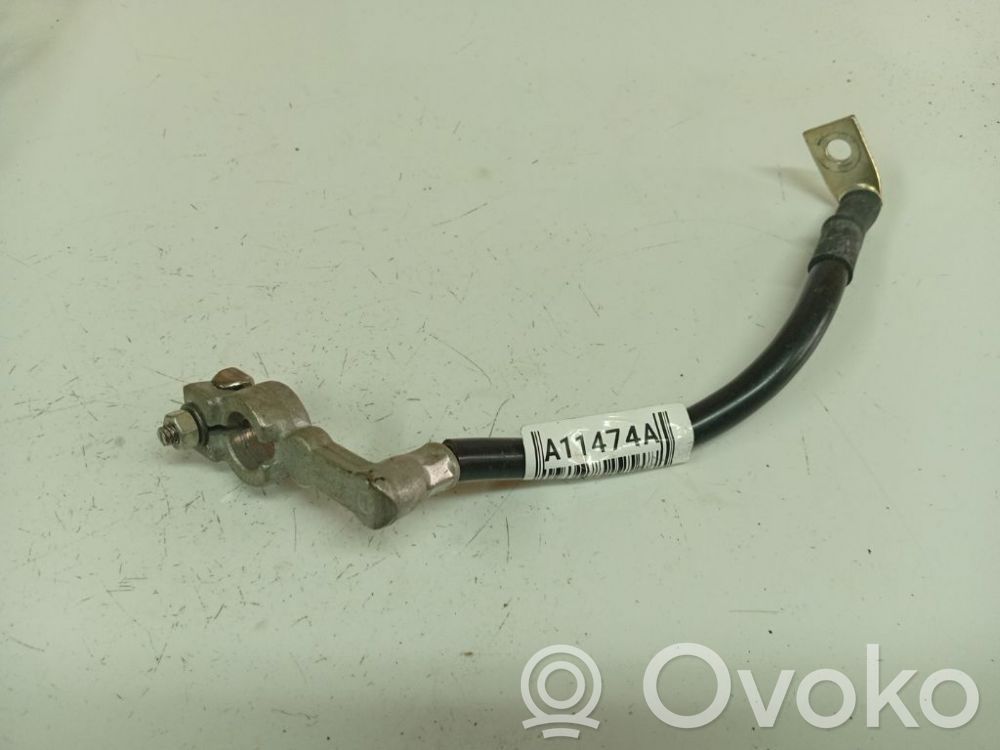Volkswagen PASSAT B7 Câble de batterie positif