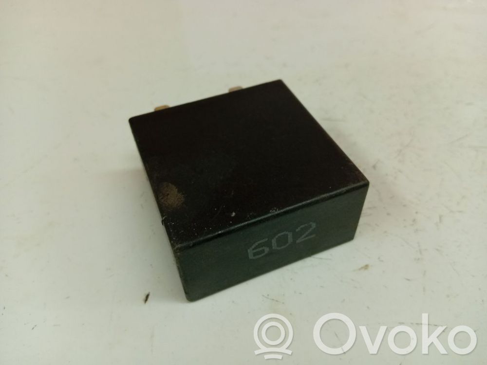 Audi A6 S6 C5 4B Autres relais