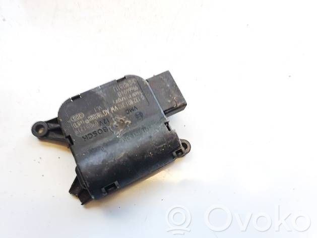 Volkswagen PASSAT B7 Moteur / actionneur de volet de climatisation
