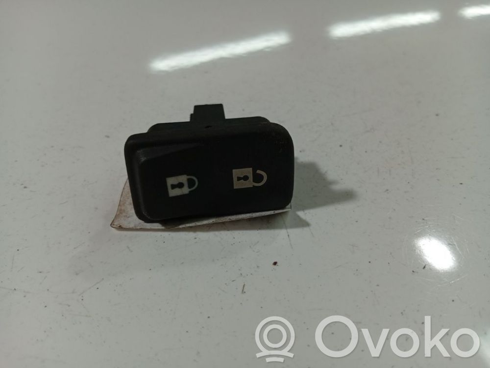 Volvo V50 Przycisk centralnego zamka