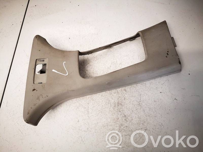 Ford Mondeo MK IV Pilar (B) (superior)