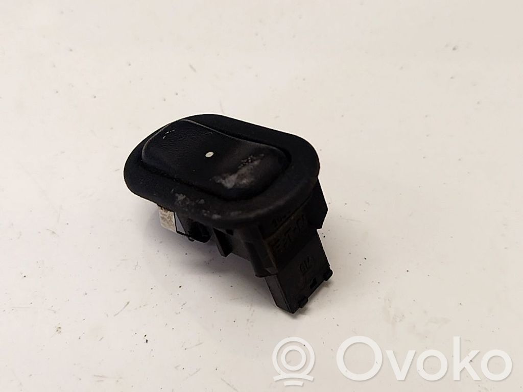 Opel Zafira A Przyciski szyb